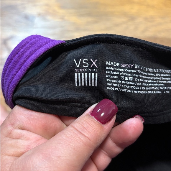 VSX built in bra yoga top - Picture 6 of 9